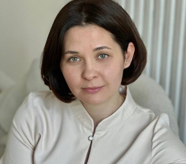 Анна Еселевич